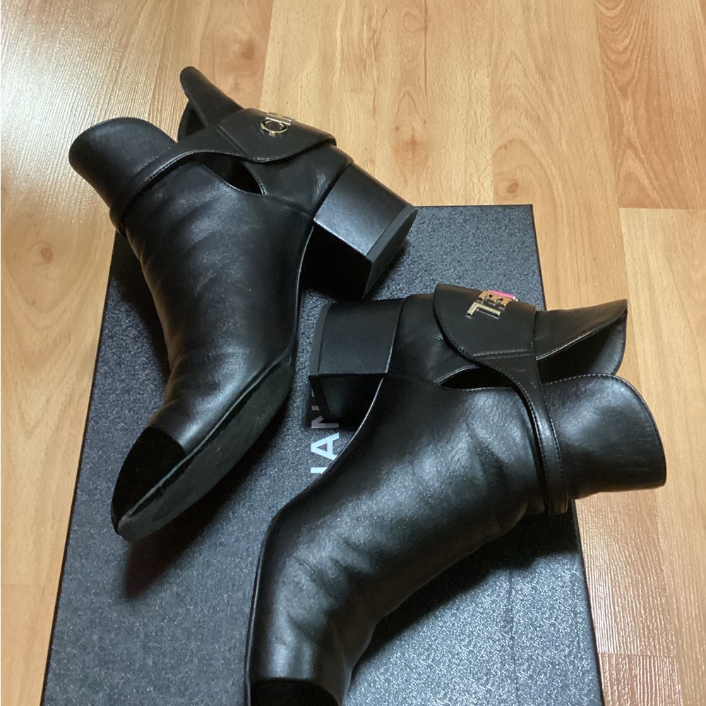 CHANEL Black Ankle Boots - Picture 8 of 15